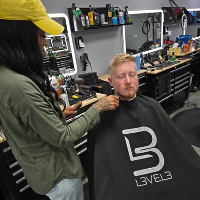 Tomasso's barbershop work 16
